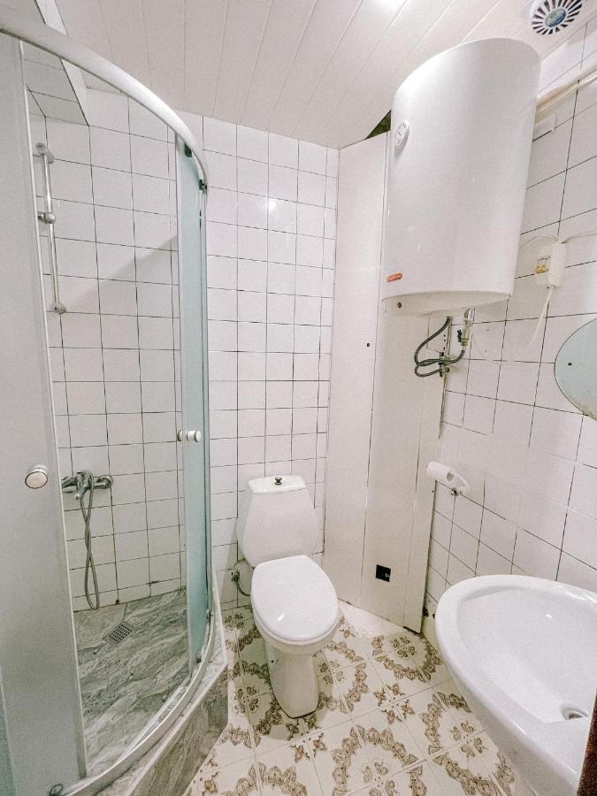 Naira Apartment บาทูมิ ภายนอก รูปภาพ