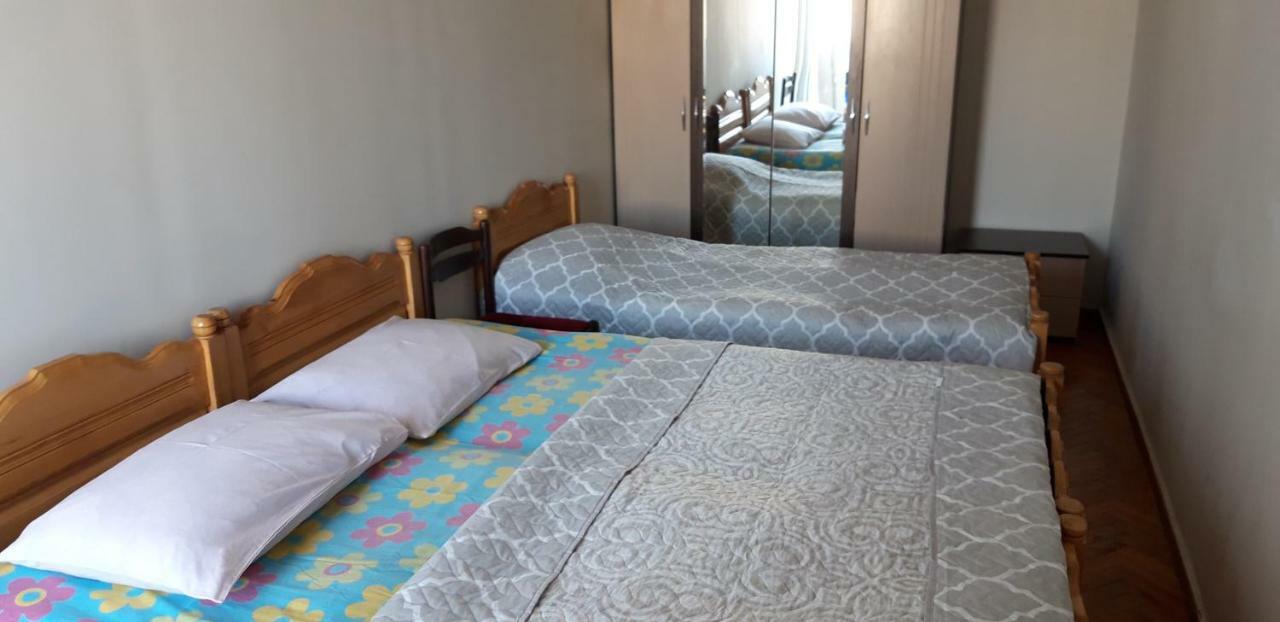 Naira Apartment บาทูมิ ภายนอก รูปภาพ